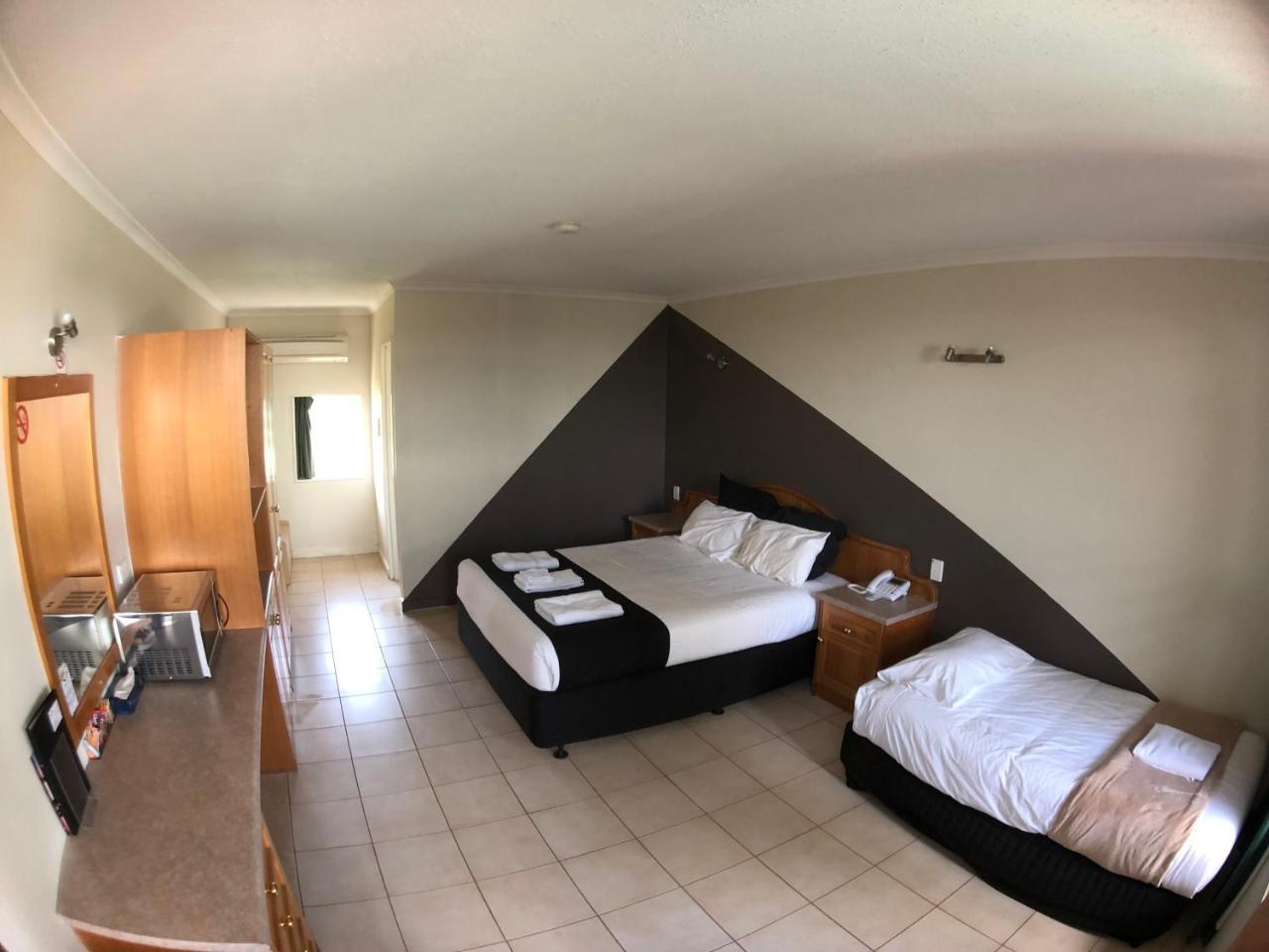 Paraway Motel Katherine Bagian luar foto